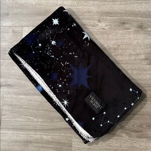 Victoria's Secret “The Dreamer” Fleece Throw Blanket